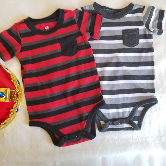 okie dokie Other - 👑 2 pc okie dokie 3m Bodysuit Striped